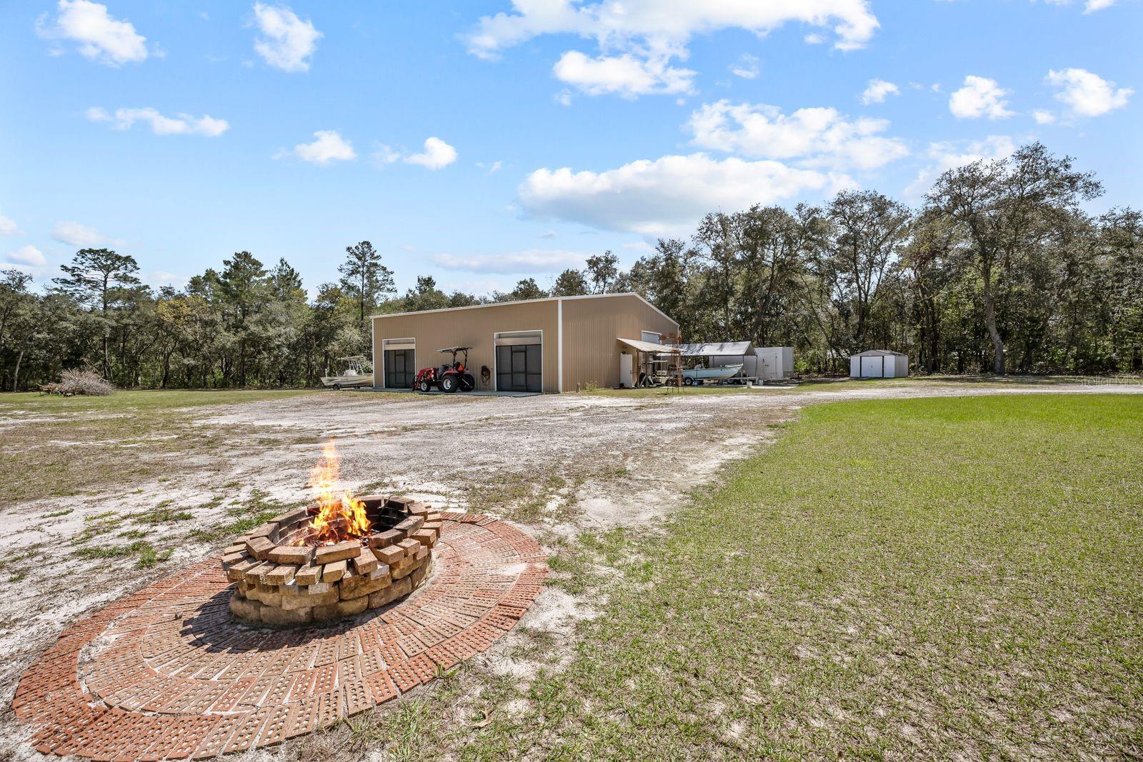 130 WALKER AVE, PALATKA, FL, 32177