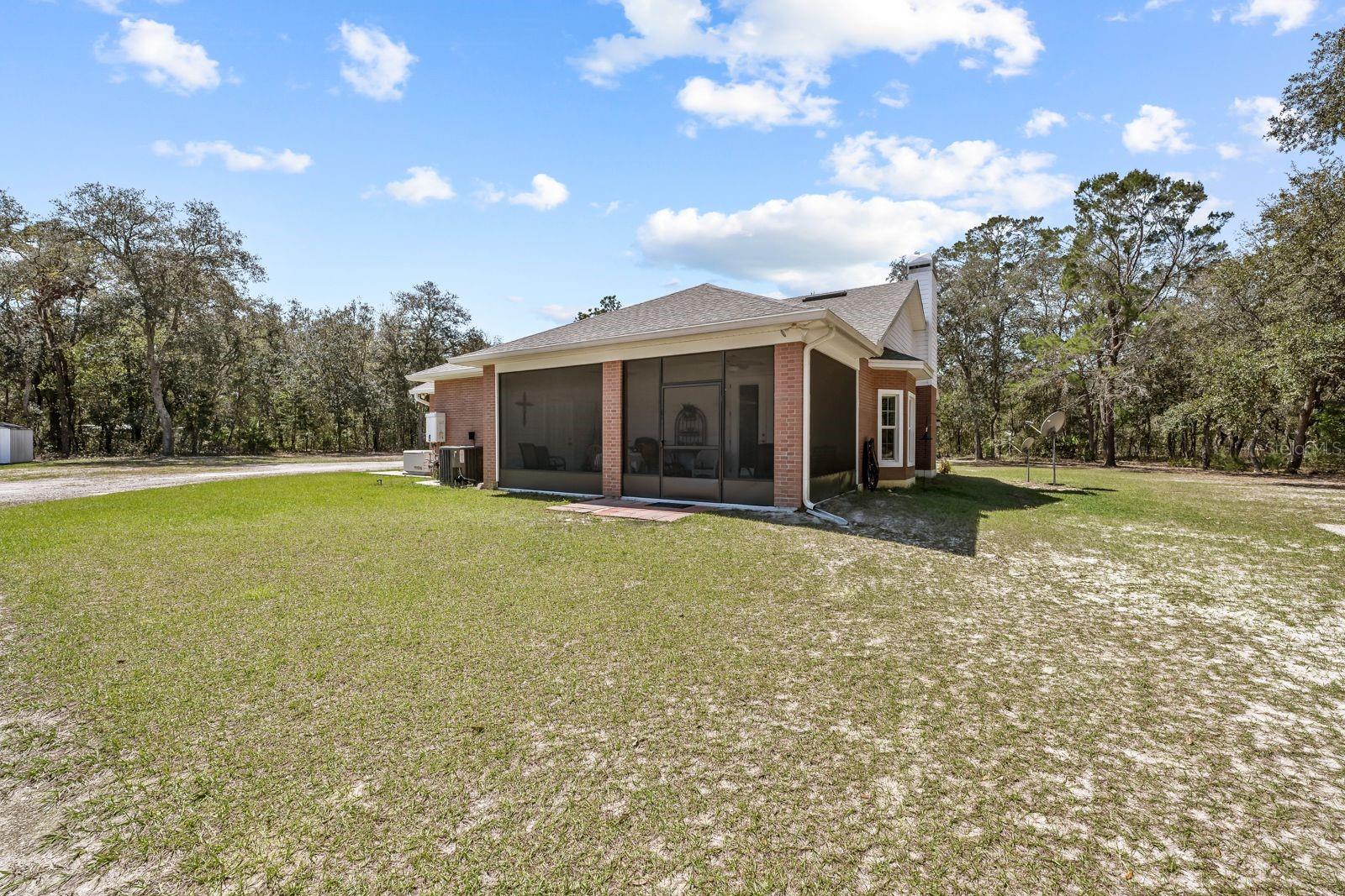 130 WALKER AVE, PALATKA, FL, 32177