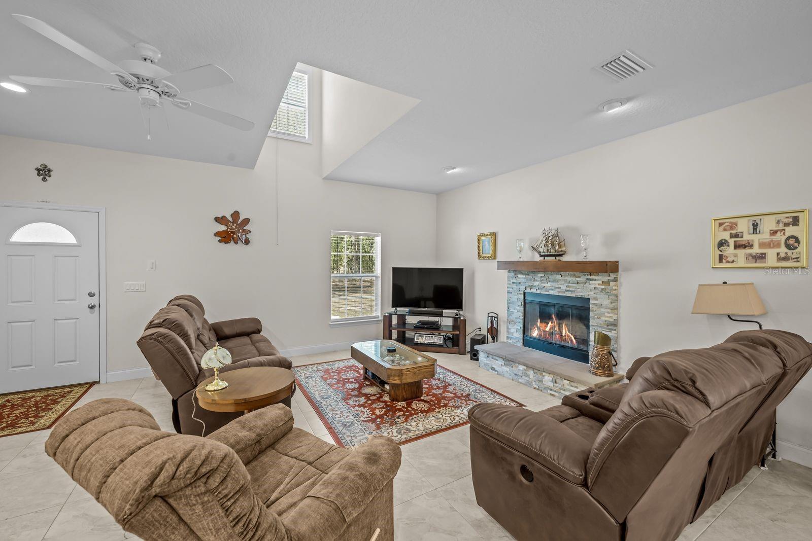 130 WALKER AVE, PALATKA, FL, 32177