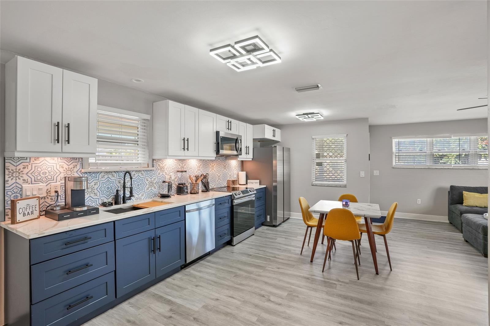 4855 WEST DR, FORT MYERS, FL, 33907