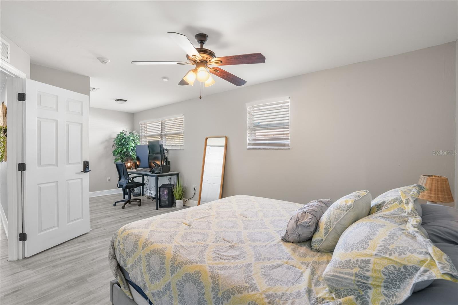 4855 WEST DR, FORT MYERS, FL, 33907
