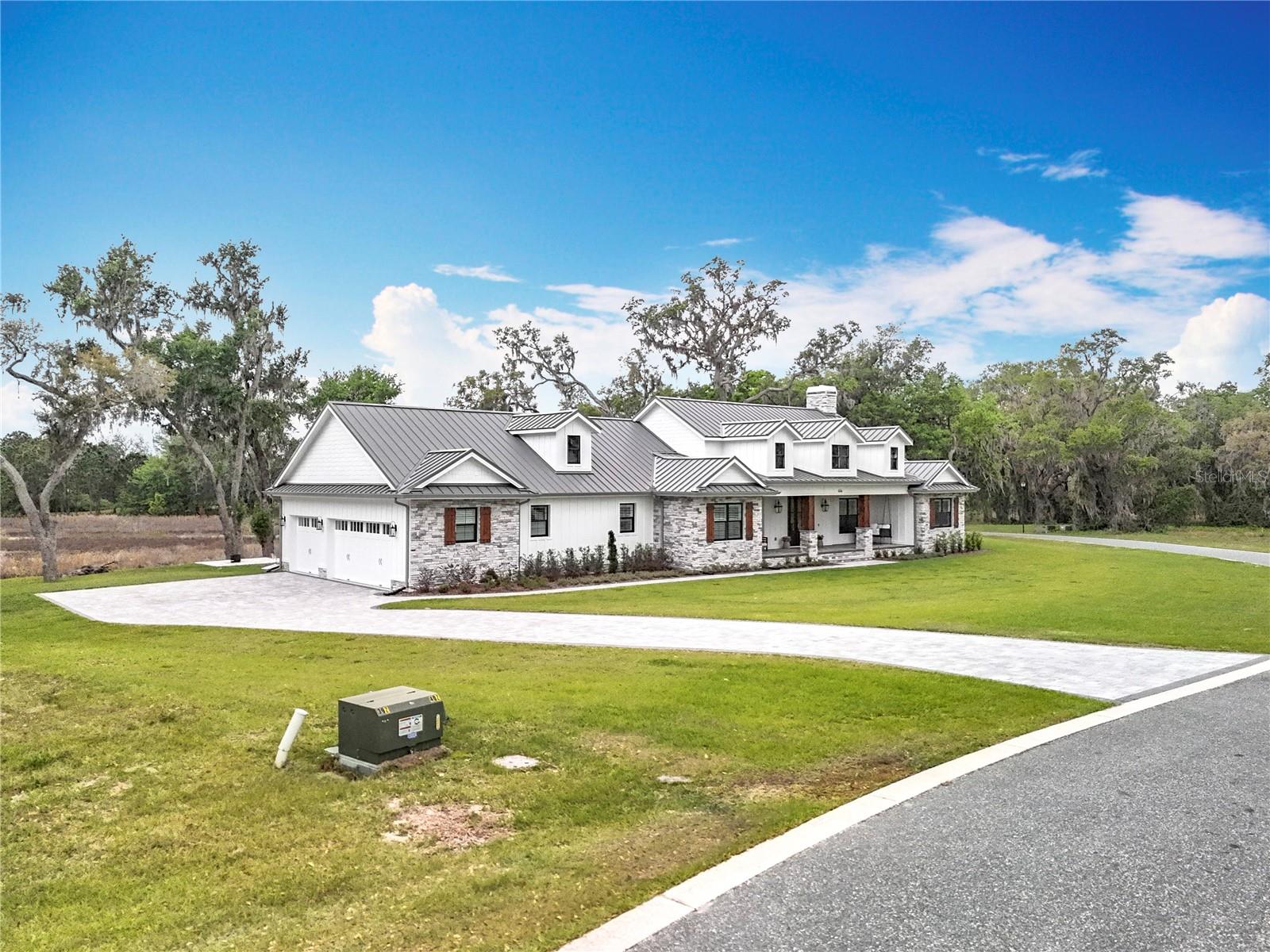 464 LONG & WINDING RD, GROVELAND, FL, 34736
