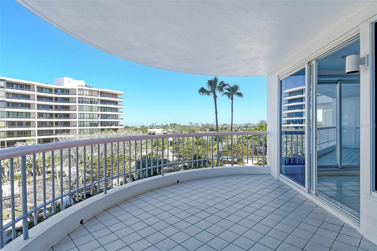 455 LONGBOAT CLUB RD #407, LONGBOAT KEY, FL, 34228