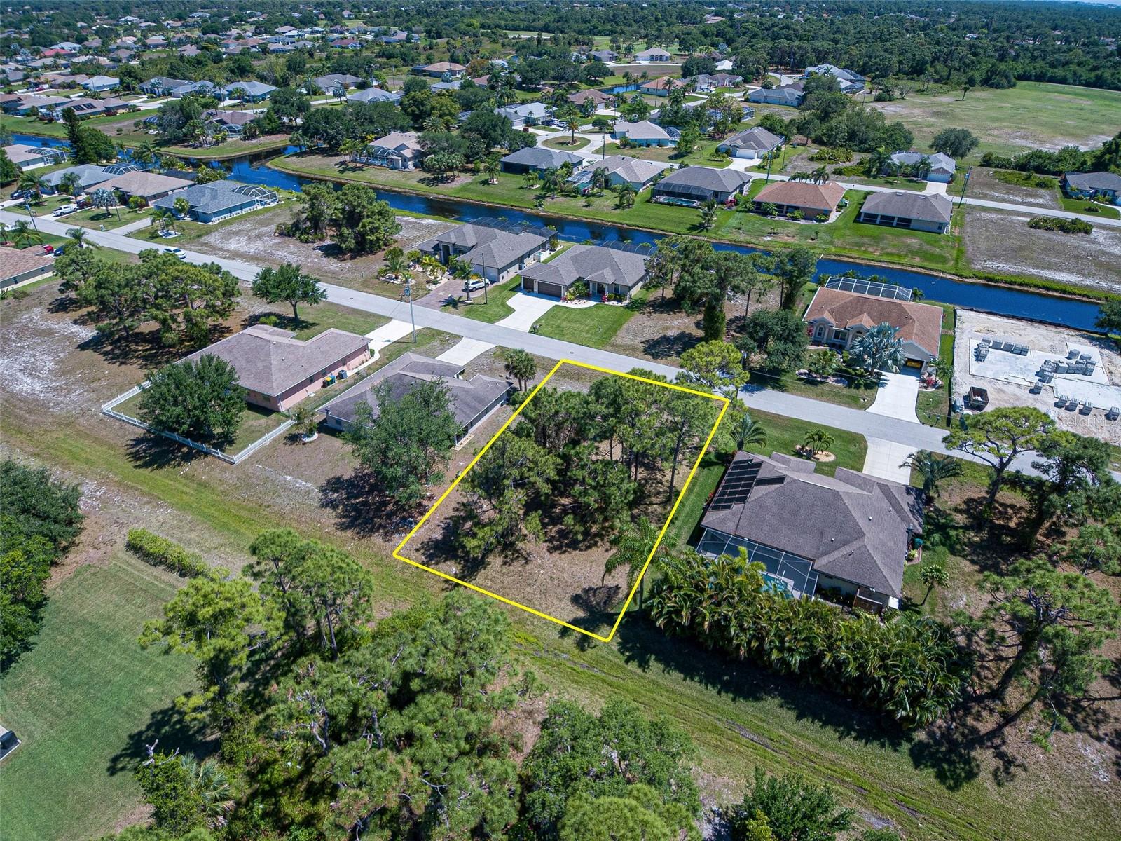 69 WHITE MARSH LN, ROTONDA WEST, FL, 33947
