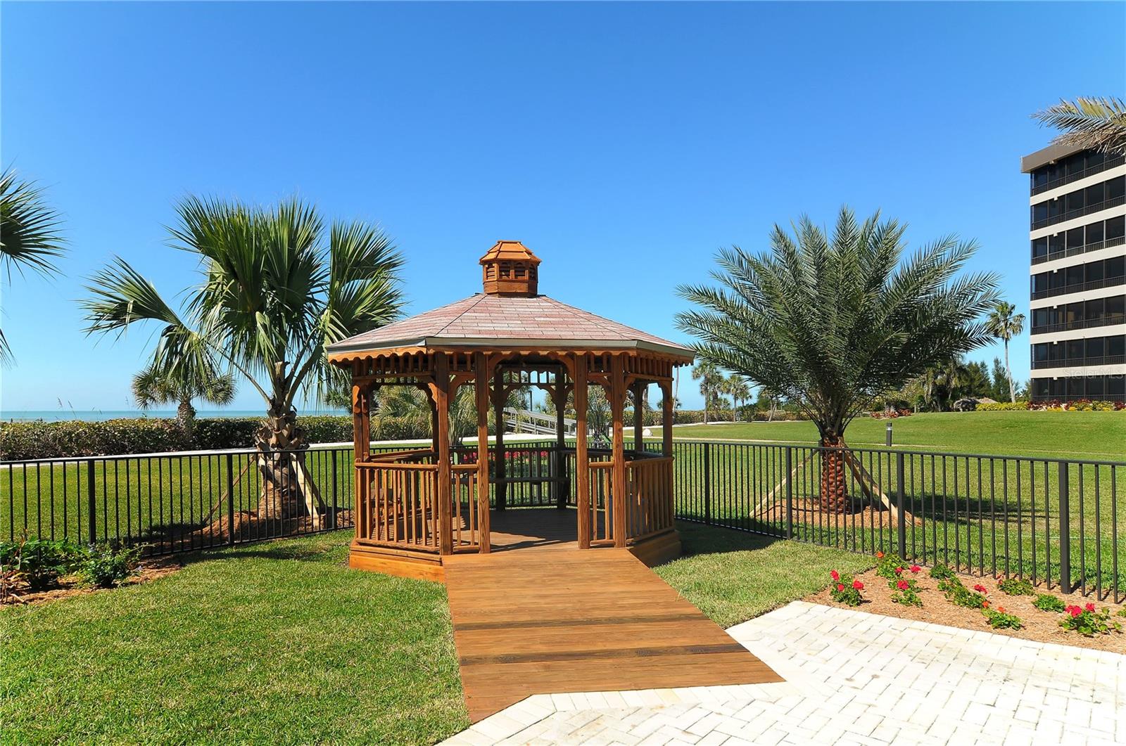 5780 MIDNIGHT PASS RD #501B, SARASOTA, FL, 34242