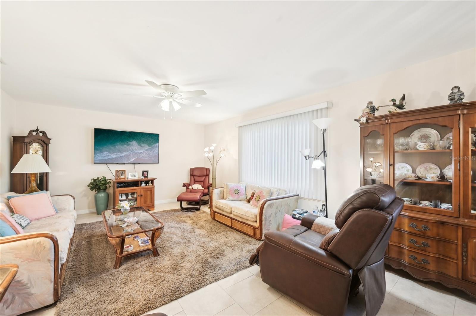 2009 HALIDOM WAY, SUN CITY CENTER, FL, 33573