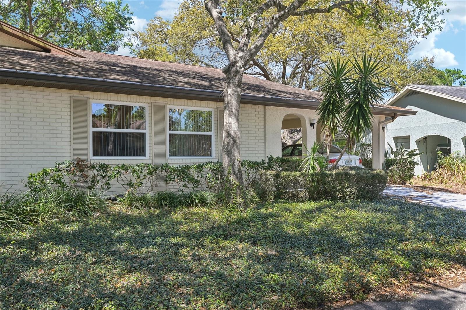 2009 HALIDOM WAY, SUN CITY CENTER, FL, 33573