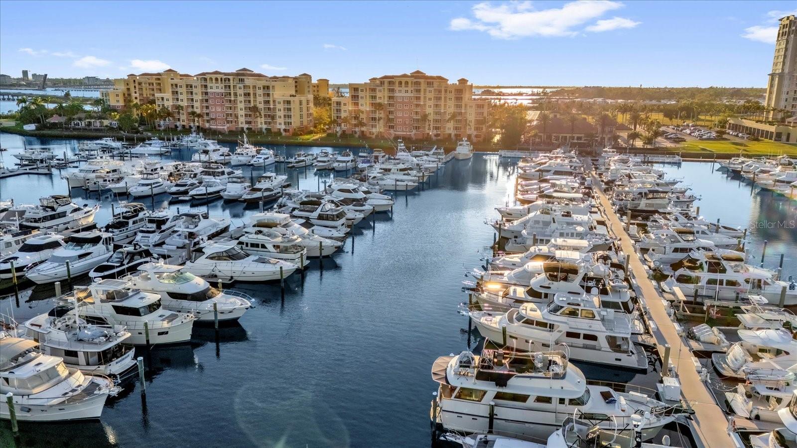606 RIVIERA DUNES WAY #207, PALMETTO, FL, 34221