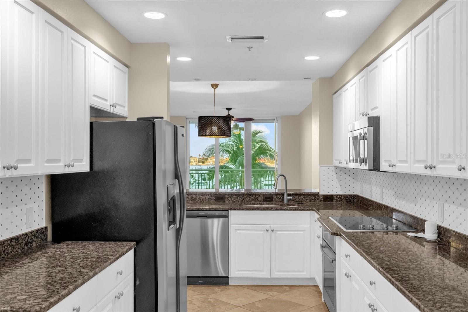 606 RIVIERA DUNES WAY #207, PALMETTO, FL, 34221