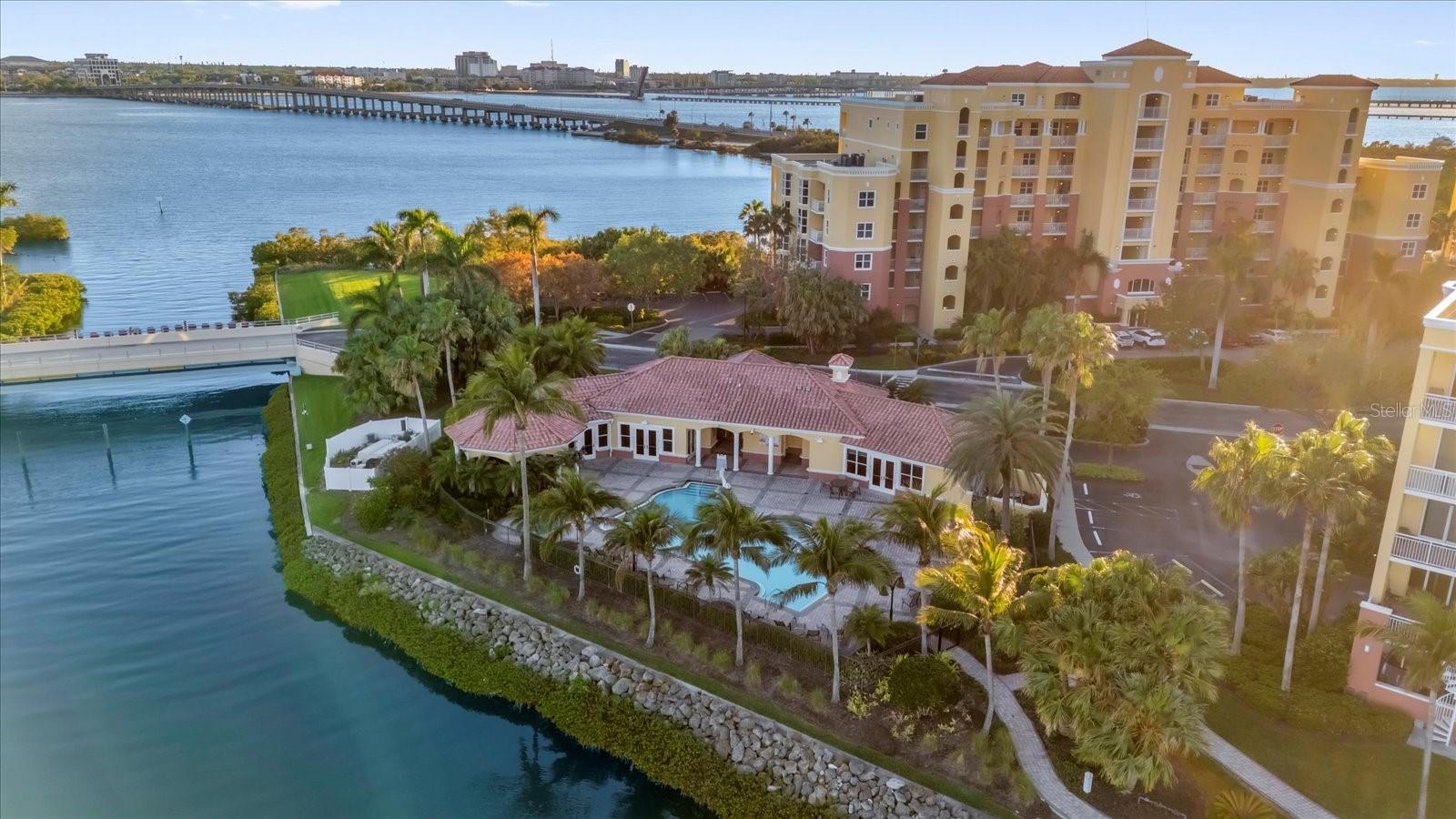 606 RIVIERA DUNES WAY #207, PALMETTO, FL, 34221