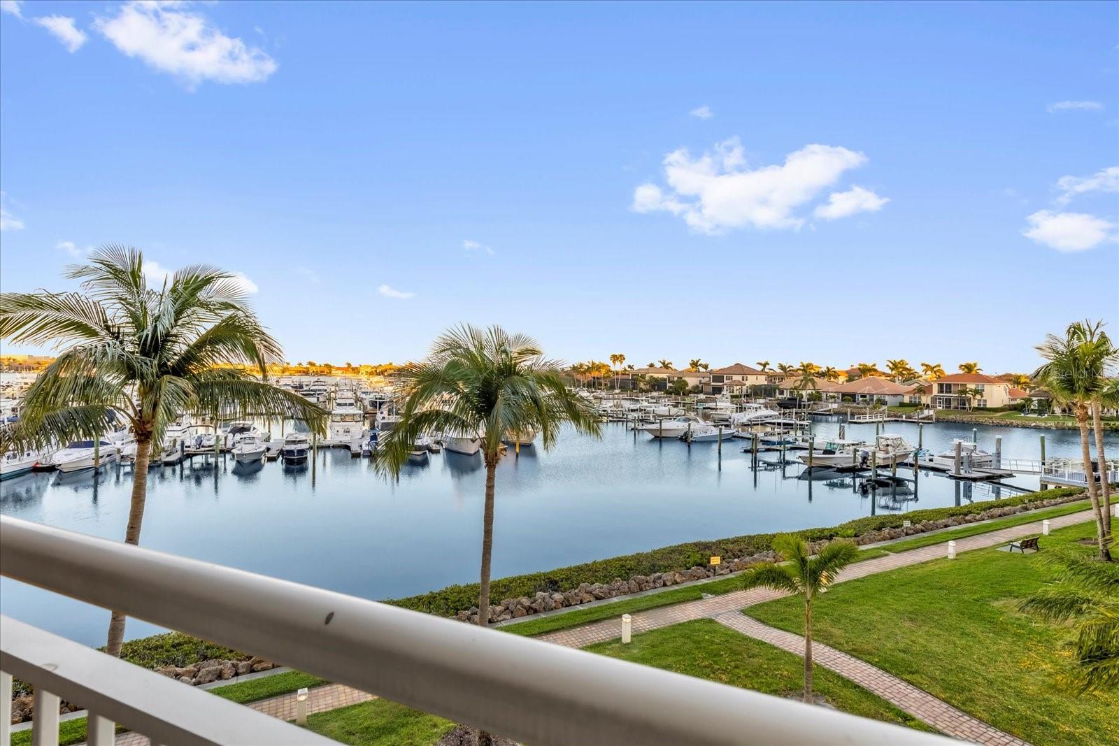 606 RIVIERA DUNES WAY #207, PALMETTO, FL, 34221