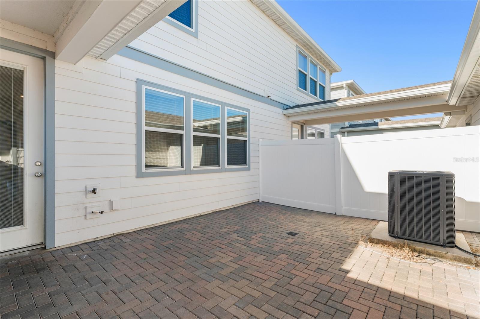 10465 FOLLY BEACH RD, ORLANDO, FL, 32827