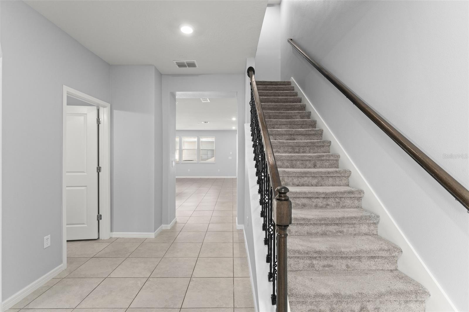 10465 FOLLY BEACH RD, ORLANDO, FL, 32827