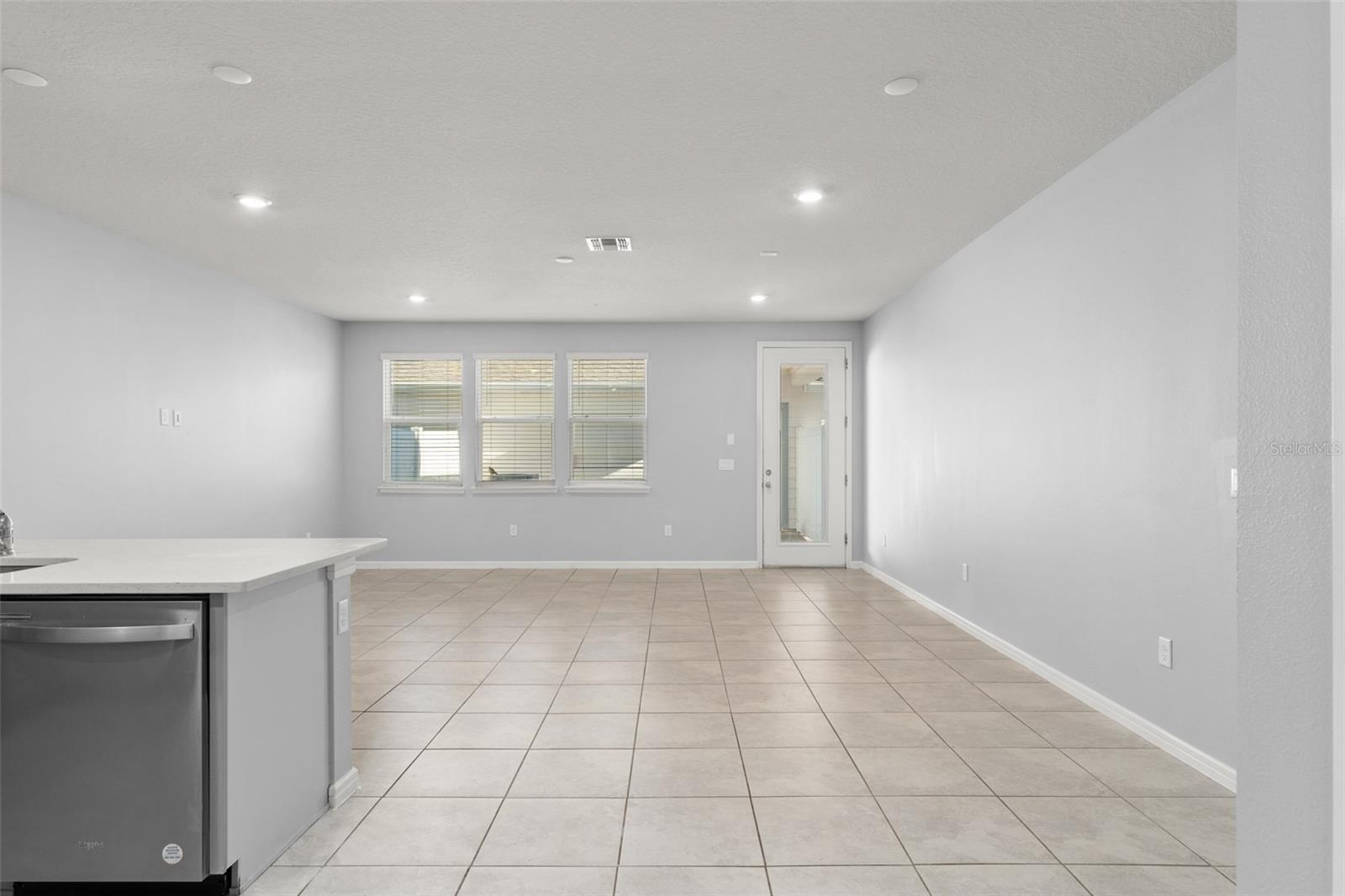 10465 FOLLY BEACH RD, ORLANDO, FL, 32827
