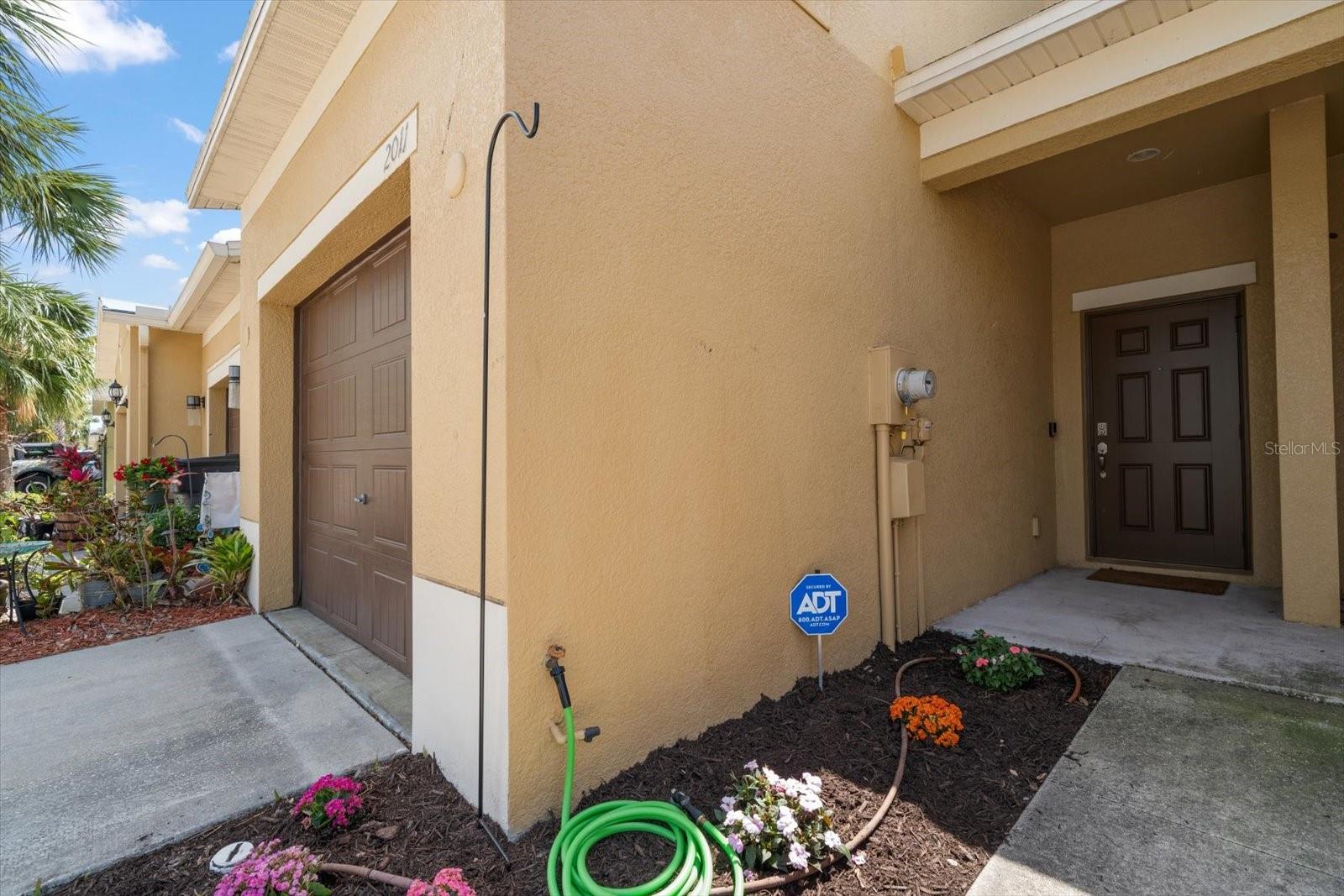 2011 HAWKS VIEW DR, RUSKIN, FL, 33570