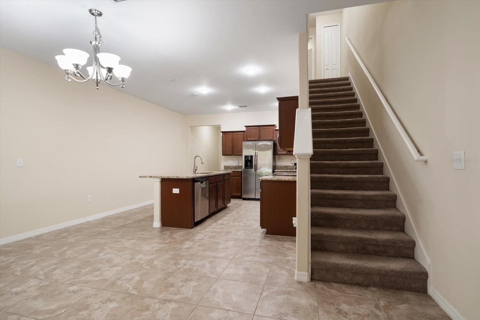 2011 HAWKS VIEW DR, RUSKIN, FL, 33570