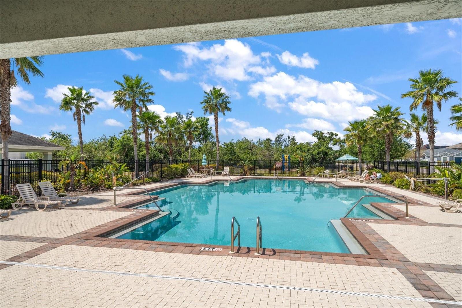 2011 HAWKS VIEW DR, RUSKIN, FL, 33570