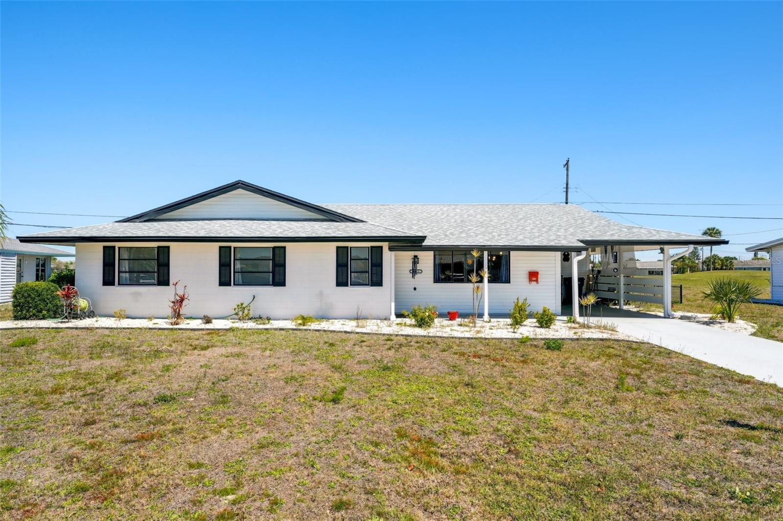 1021 AUGUSTA DR, SUN CITY CENTER, FL, 33573