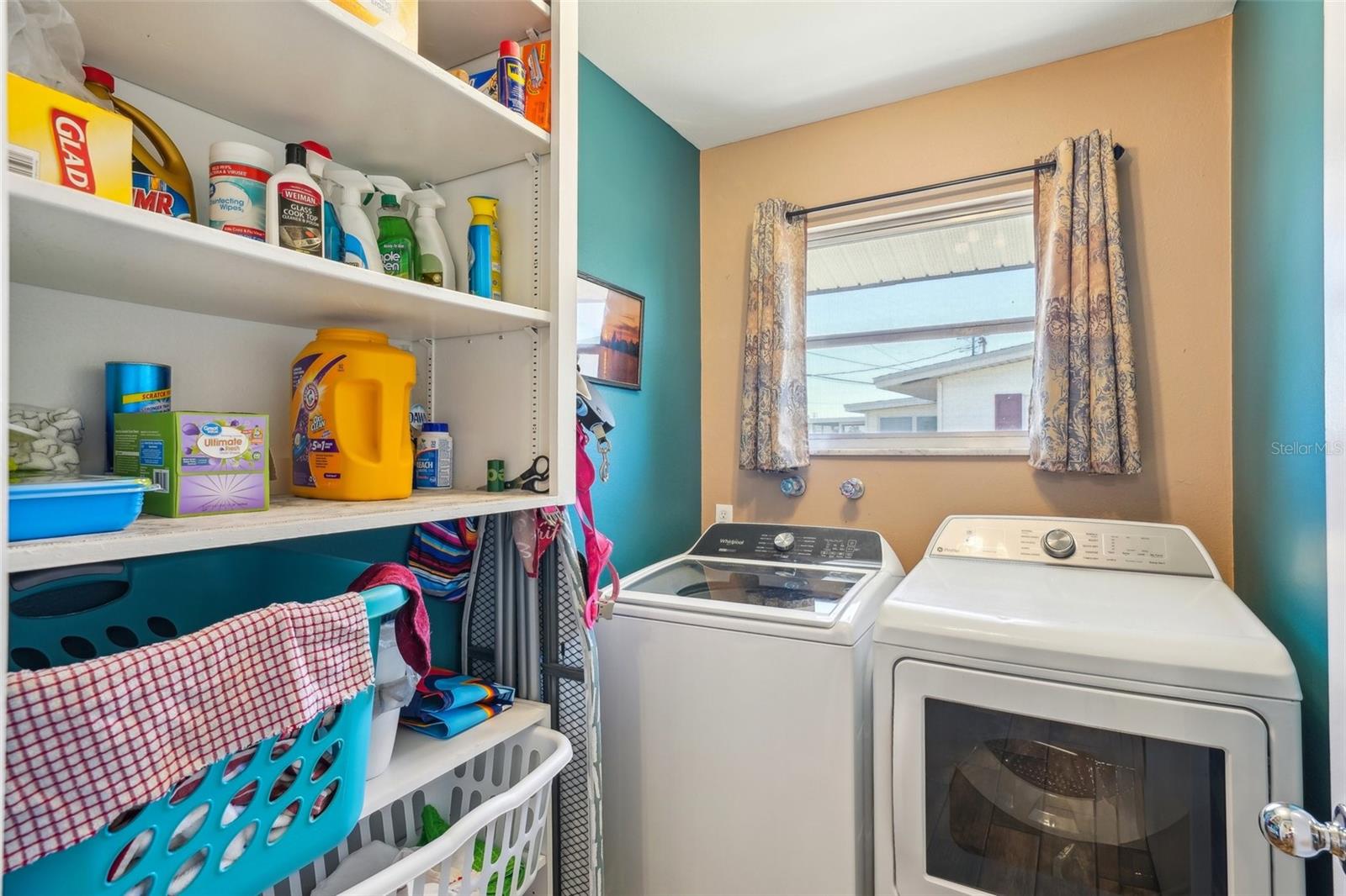 1021 AUGUSTA DR, SUN CITY CENTER, FL, 33573