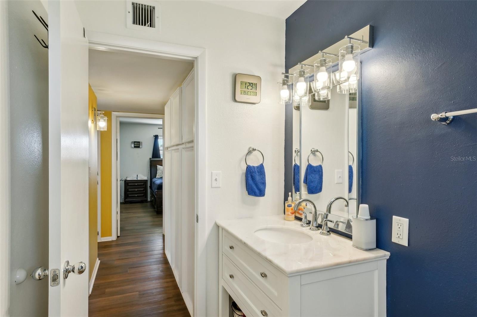 1021 AUGUSTA DR, SUN CITY CENTER, FL, 33573