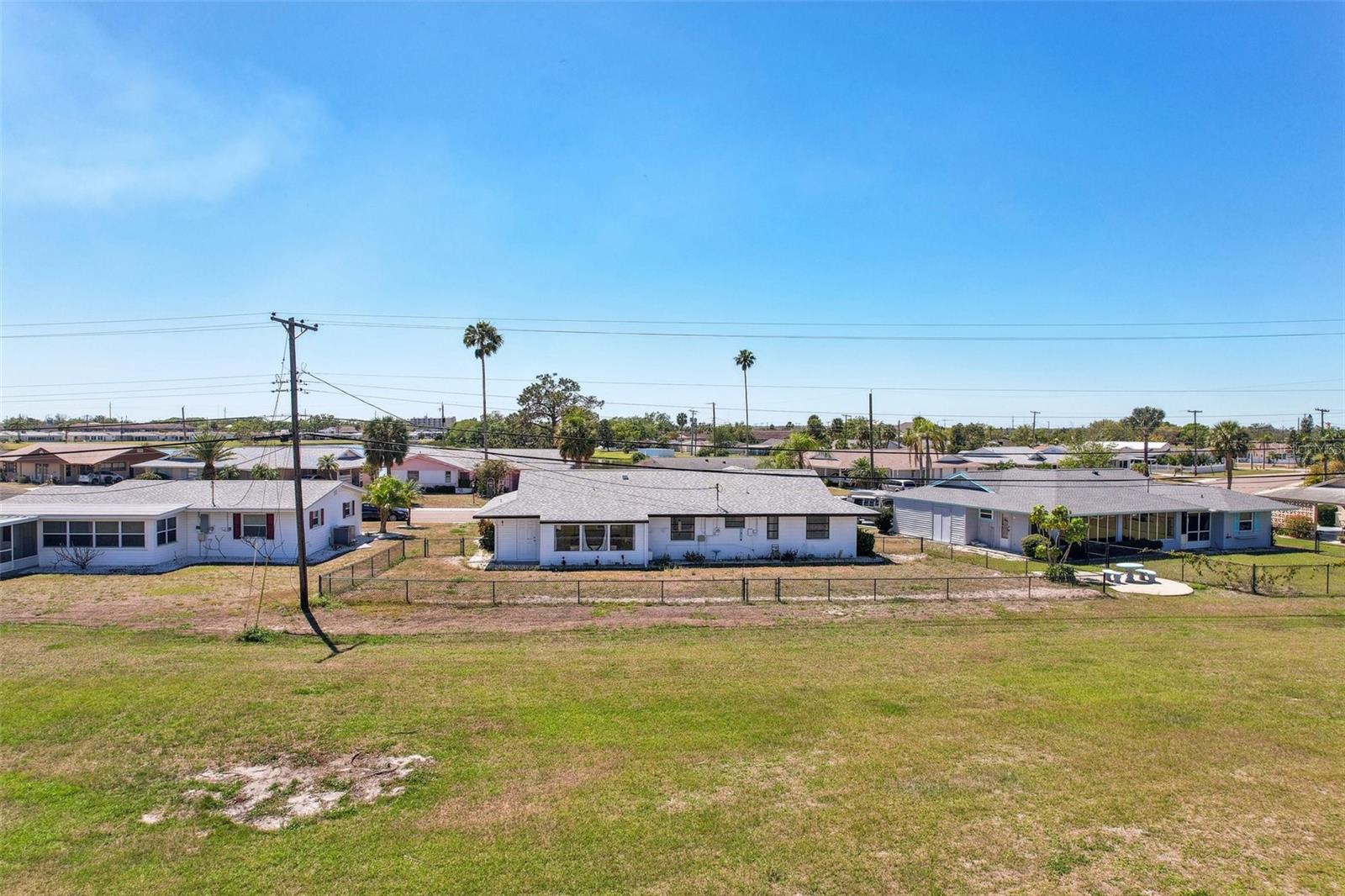 1021 AUGUSTA DR, SUN CITY CENTER, FL, 33573