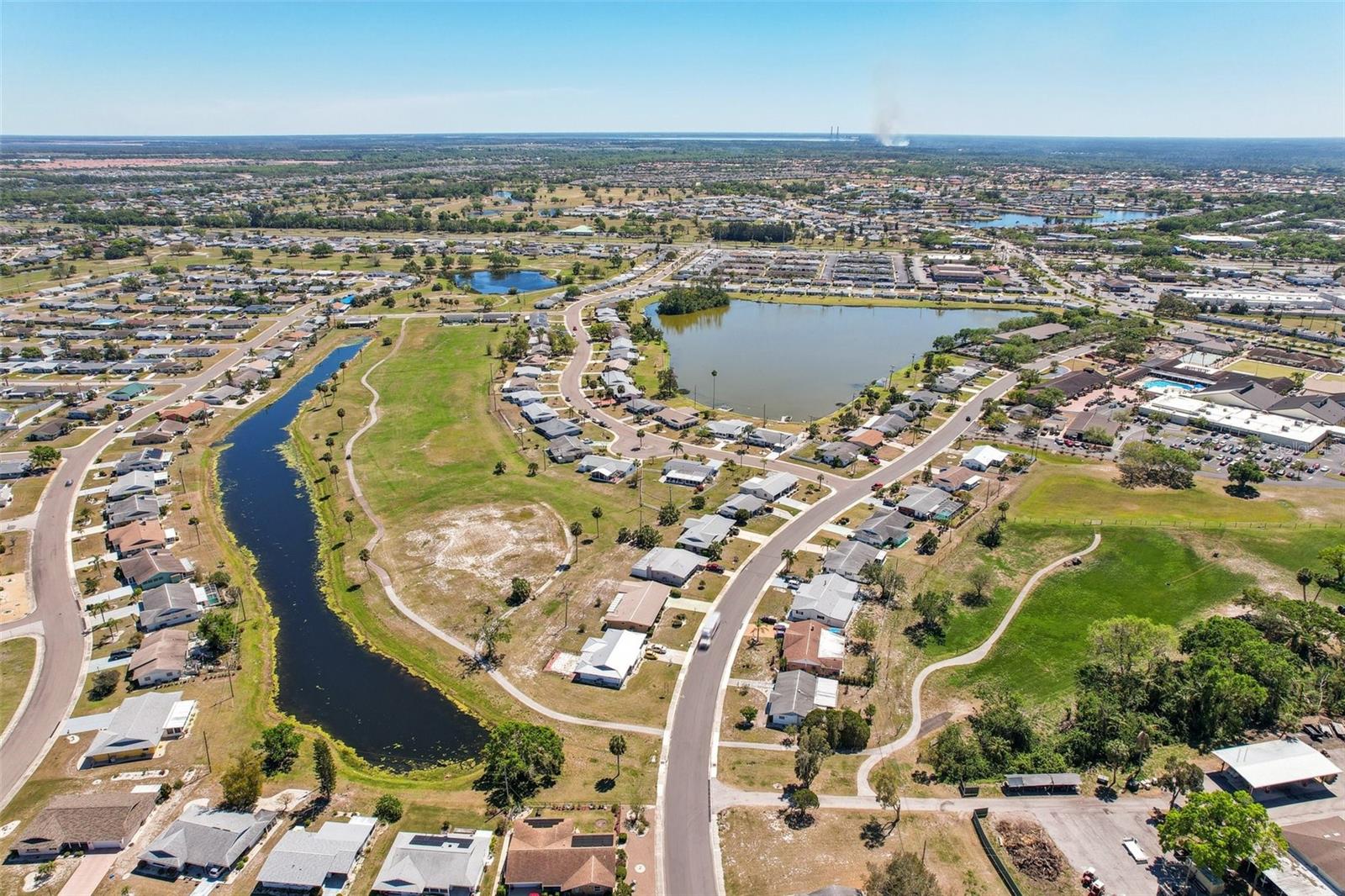 1021 AUGUSTA DR, SUN CITY CENTER, FL, 33573