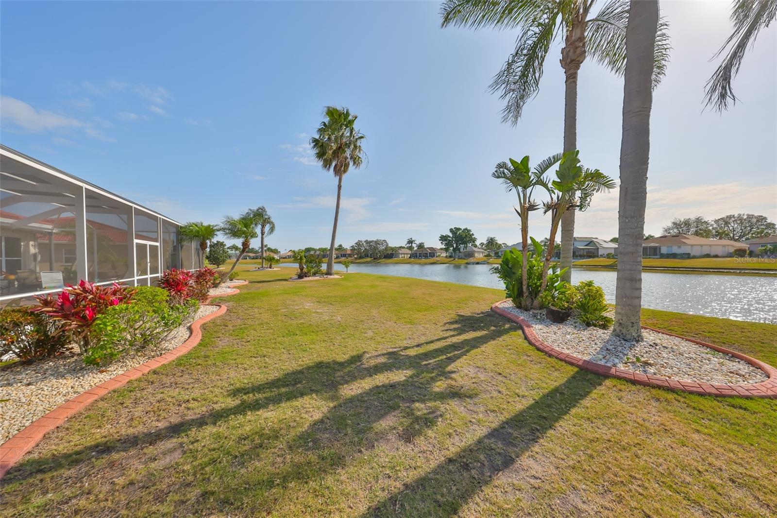 1123 SIGNATURE DR, SUN CITY CENTER, FL, 33573