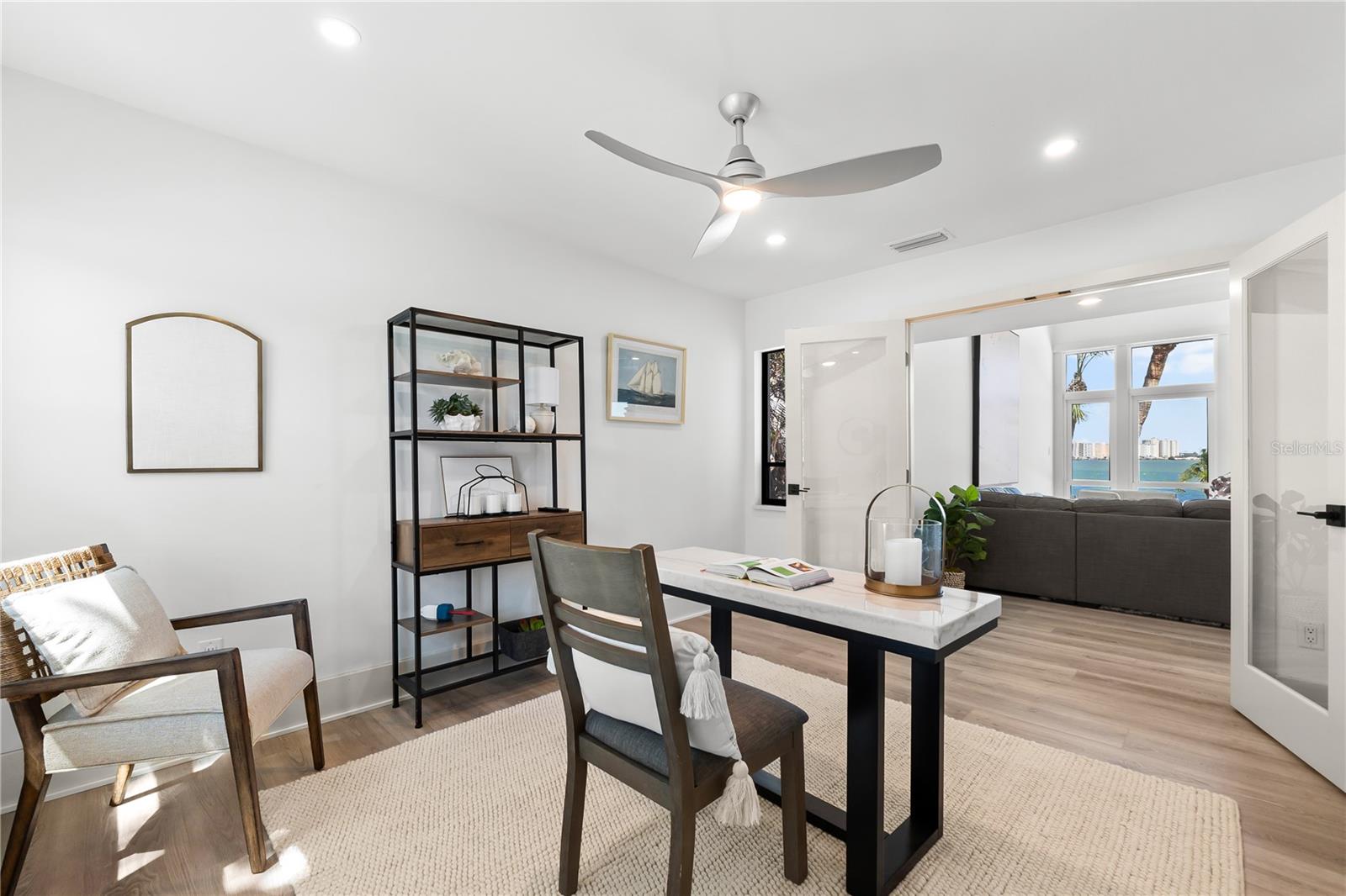 517 BELLE ISLE AVE, BELLEAIR BEACH, FL, 33786