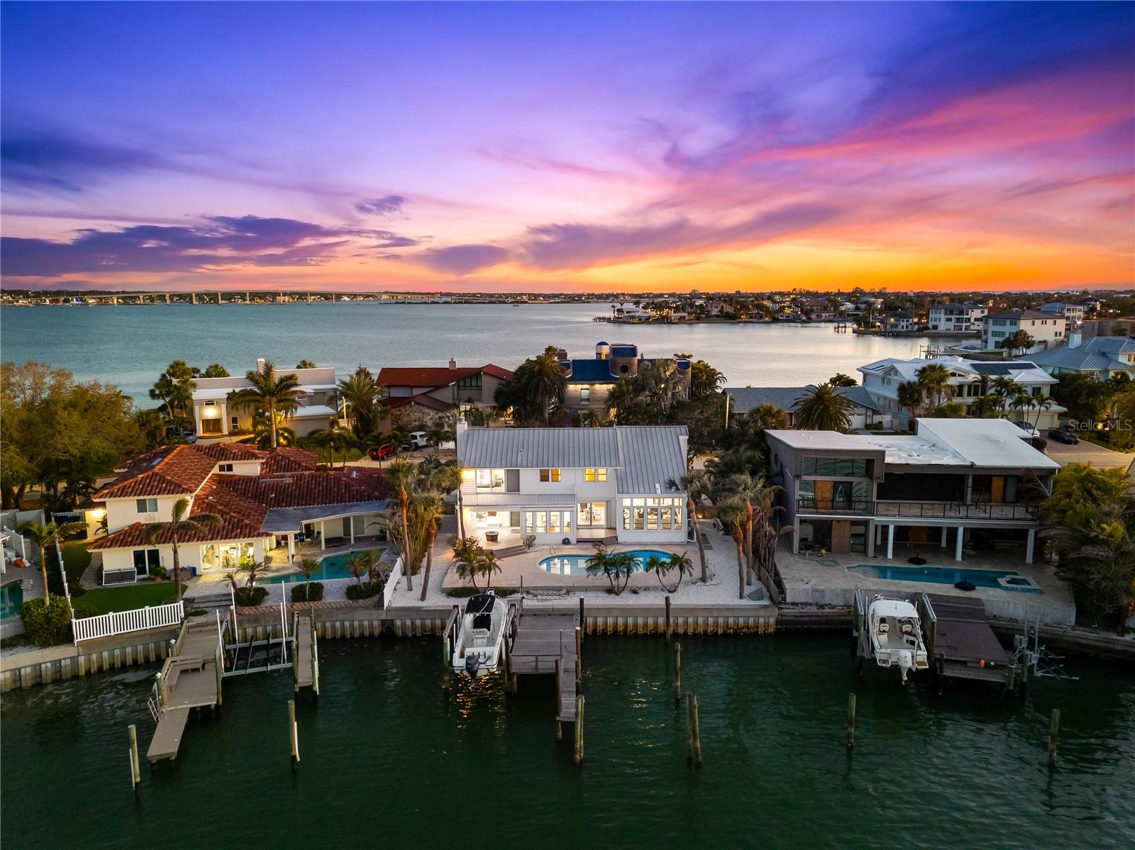 517 BELLE ISLE AVE, BELLEAIR BEACH, FL, 33786