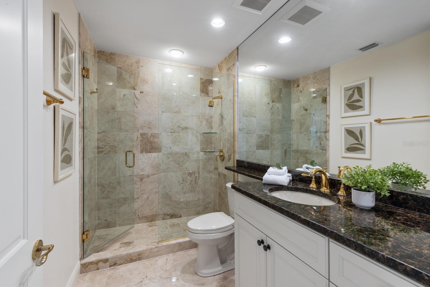 A4644646 Property Photo