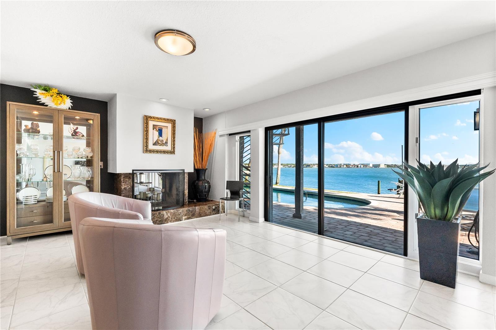 520 BELLE ISLE AVE, BELLEAIR BEACH, FL, 33786