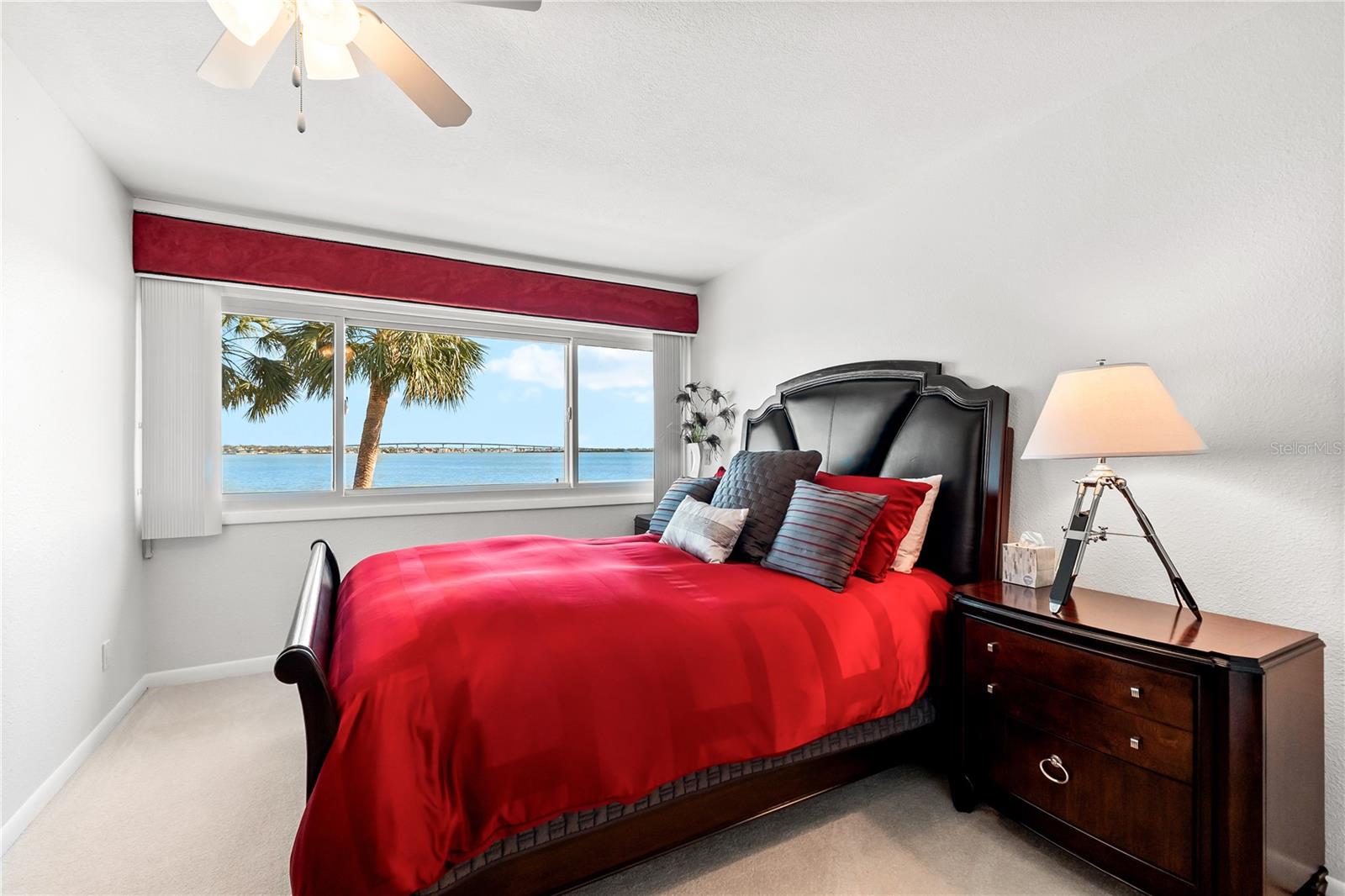 520 BELLE ISLE AVE, BELLEAIR BEACH, FL, 33786