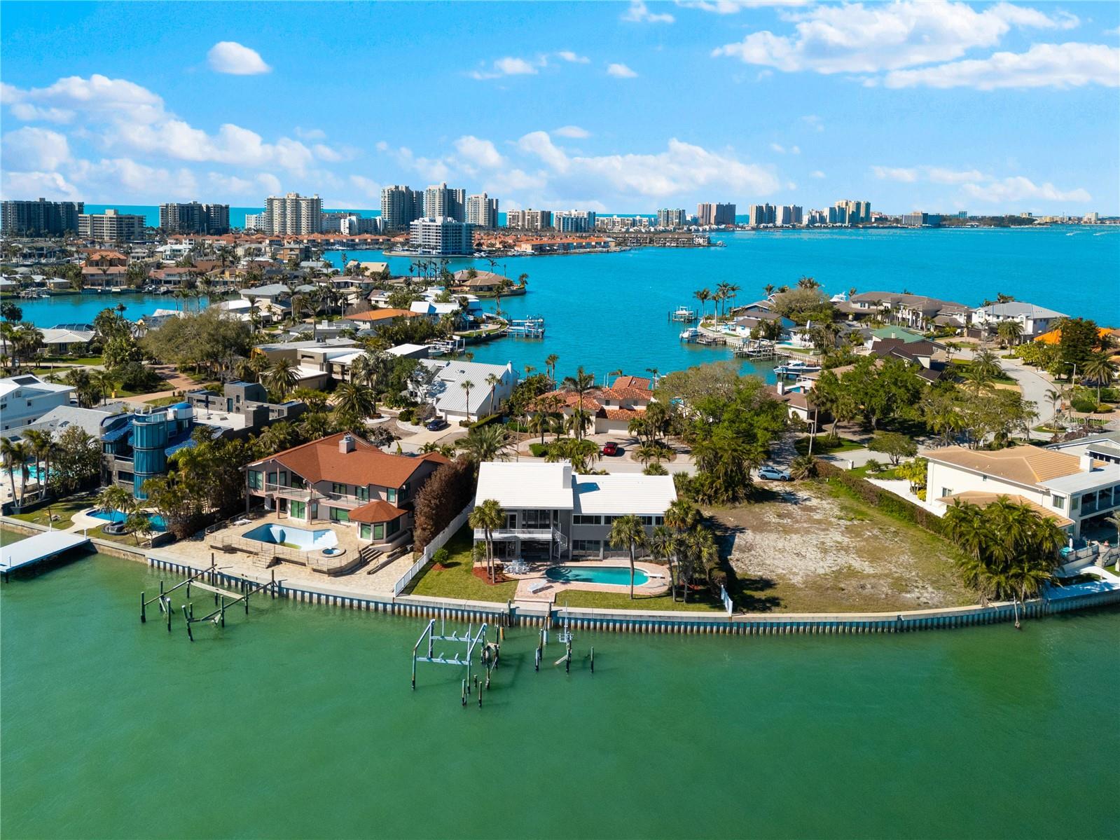 520 BELLE ISLE AVE, BELLEAIR BEACH, FL, 33786