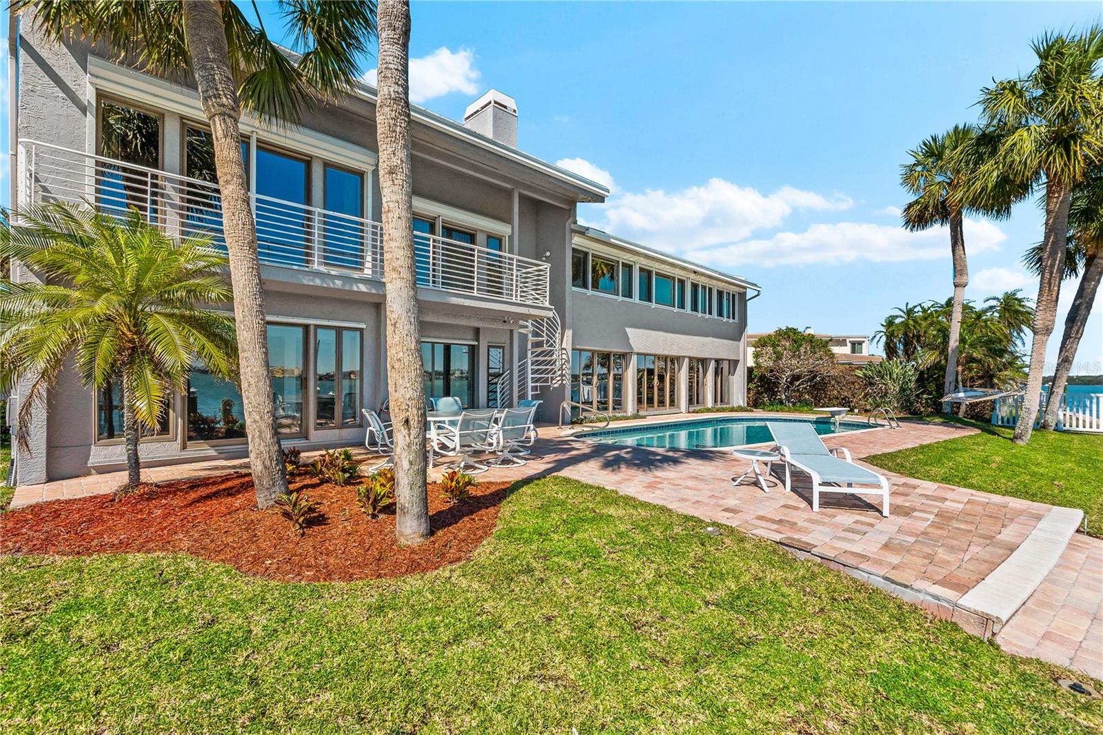 520 BELLE ISLE AVE, BELLEAIR BEACH, FL, 33786