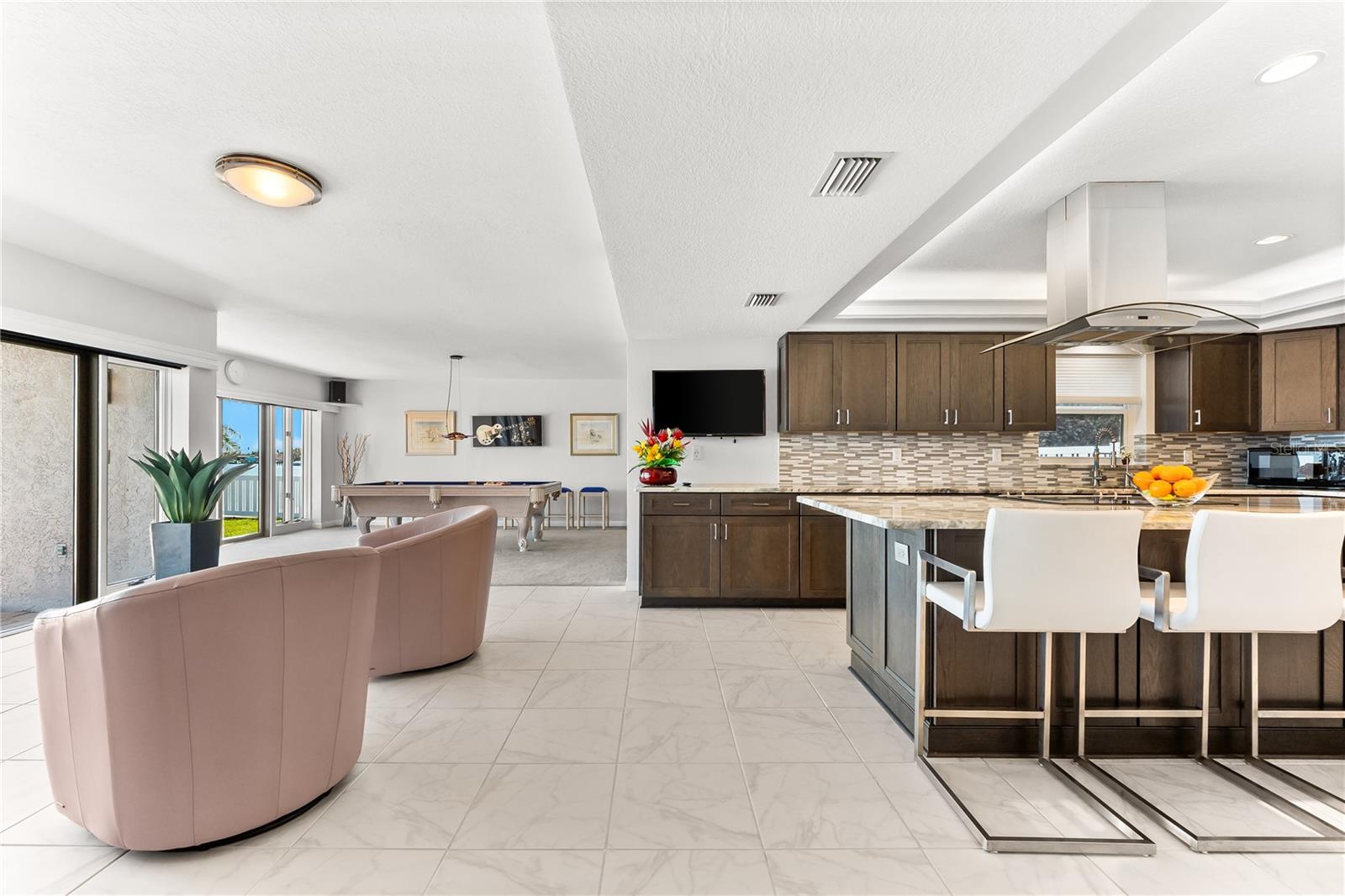 520 BELLE ISLE AVE, BELLEAIR BEACH, FL, 33786