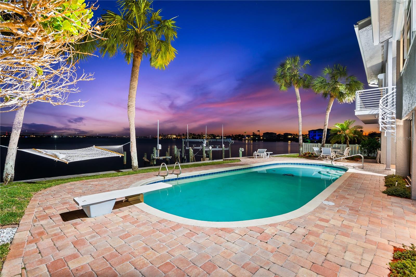 520 BELLE ISLE AVE, BELLEAIR BEACH, FL, 33786