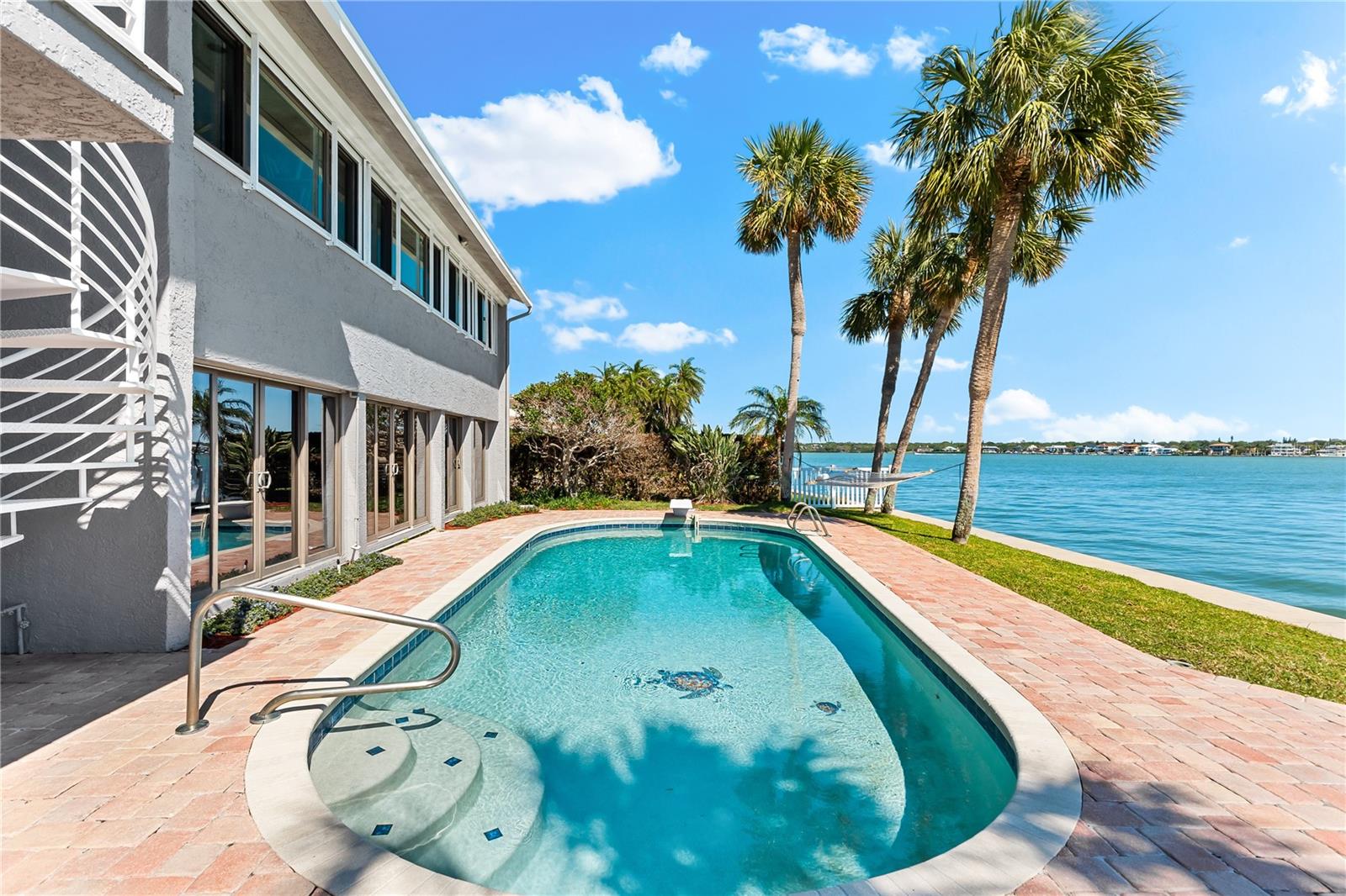 520 BELLE ISLE AVE, BELLEAIR BEACH, FL, 33786