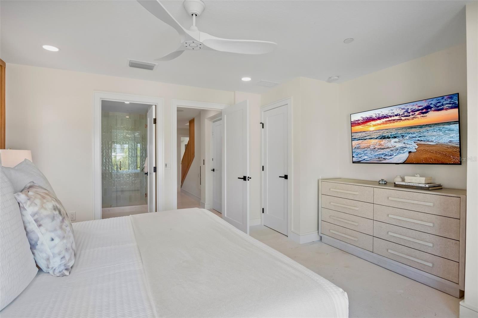 322 BEACH RD, SARASOTA, FL, 34242