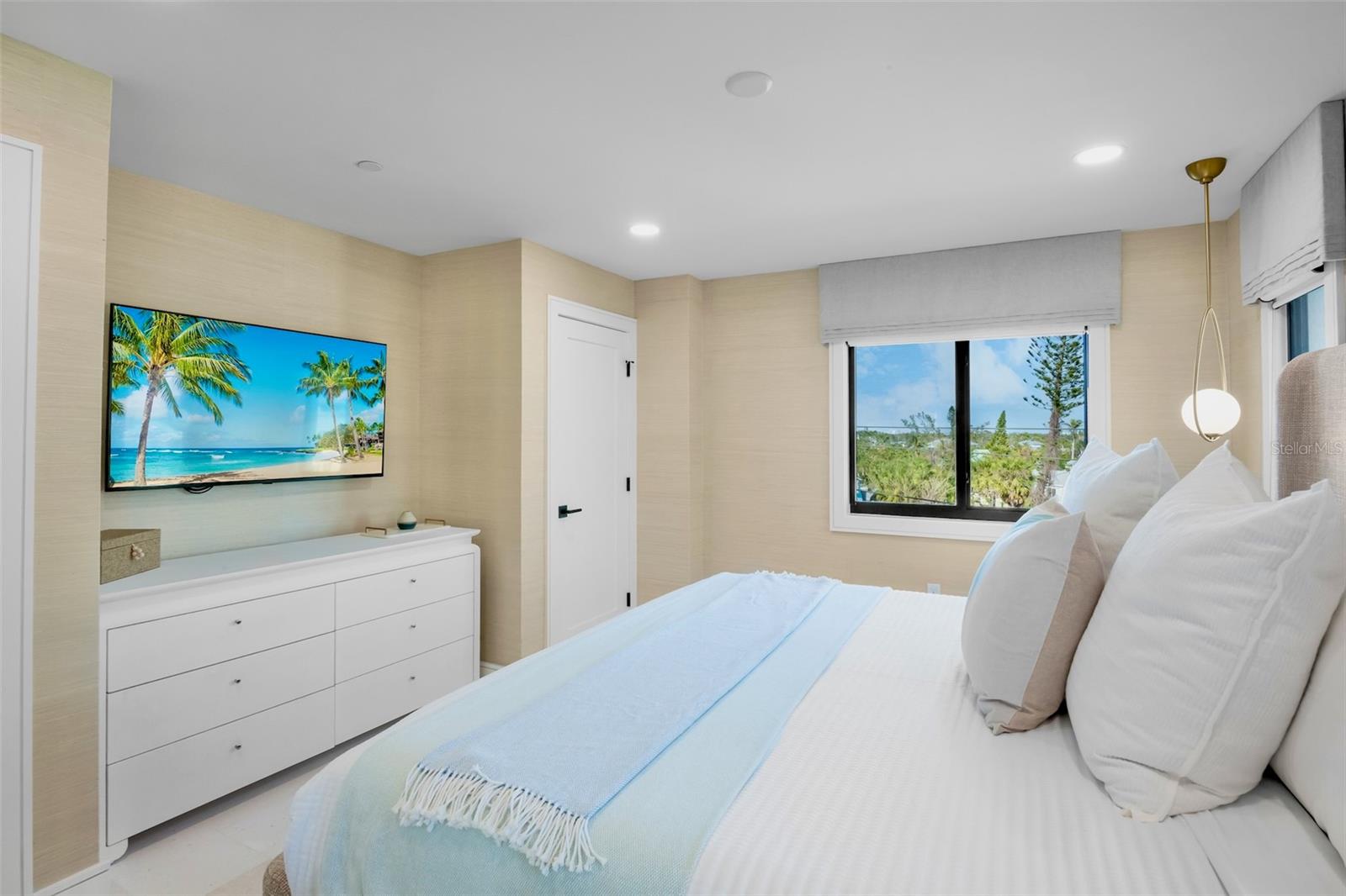322 BEACH RD, SARASOTA, FL, 34242