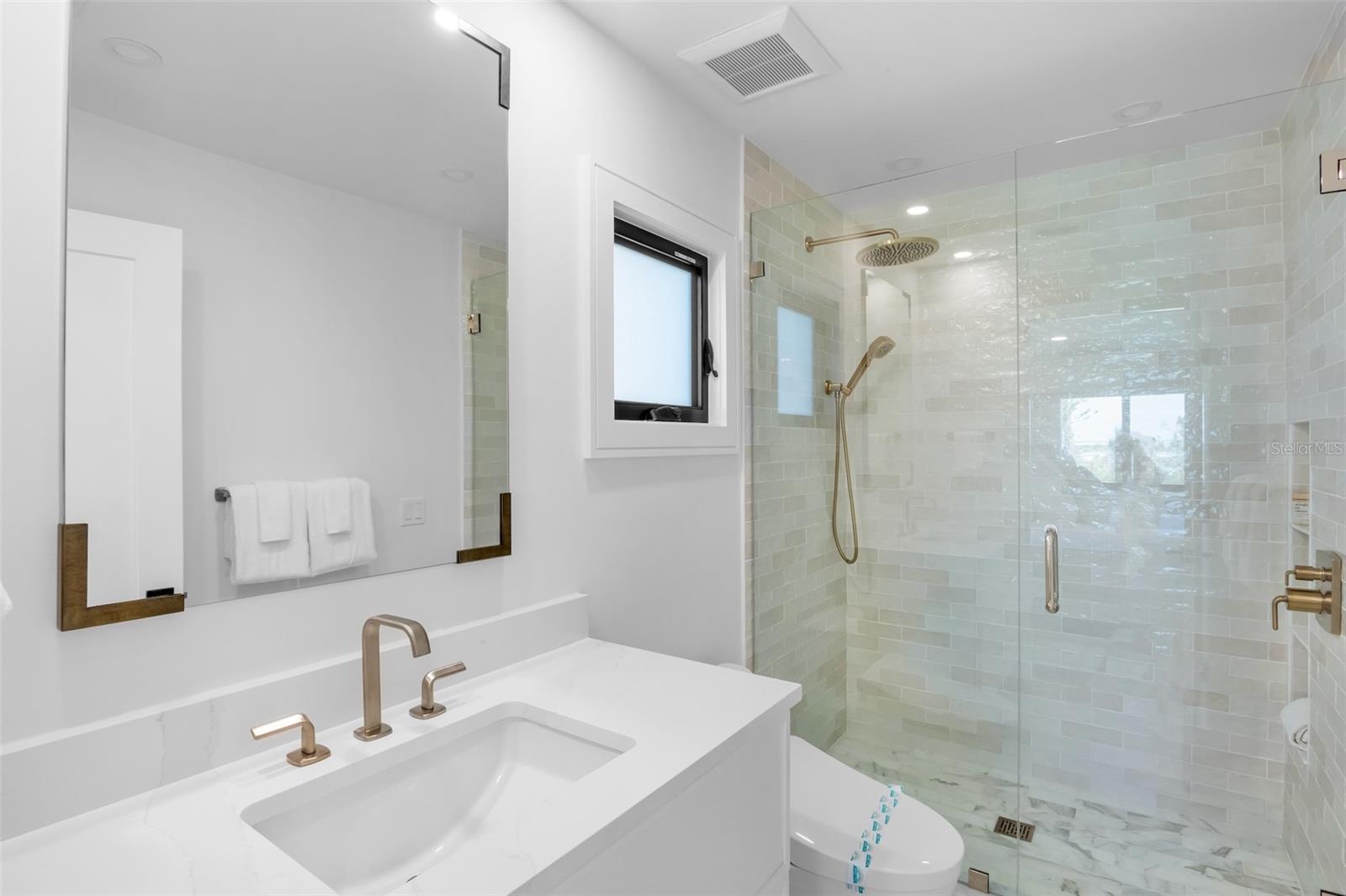 322 BEACH RD, SARASOTA, FL, 34242