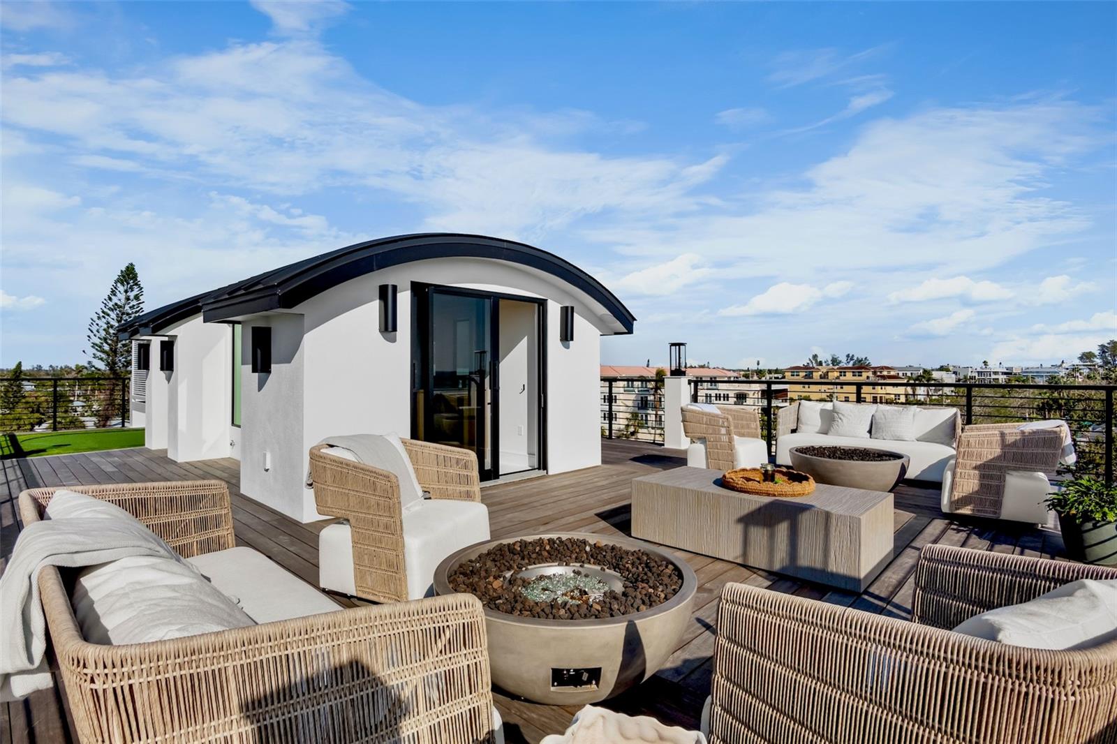 322 BEACH RD, SARASOTA, FL, 34242