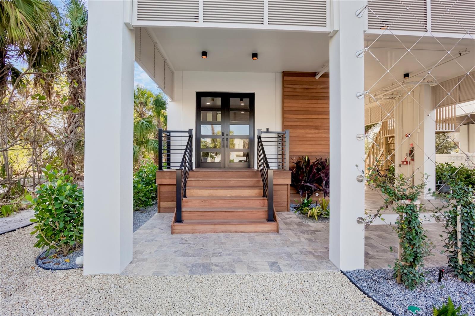 322 BEACH RD, SARASOTA, FL, 34242