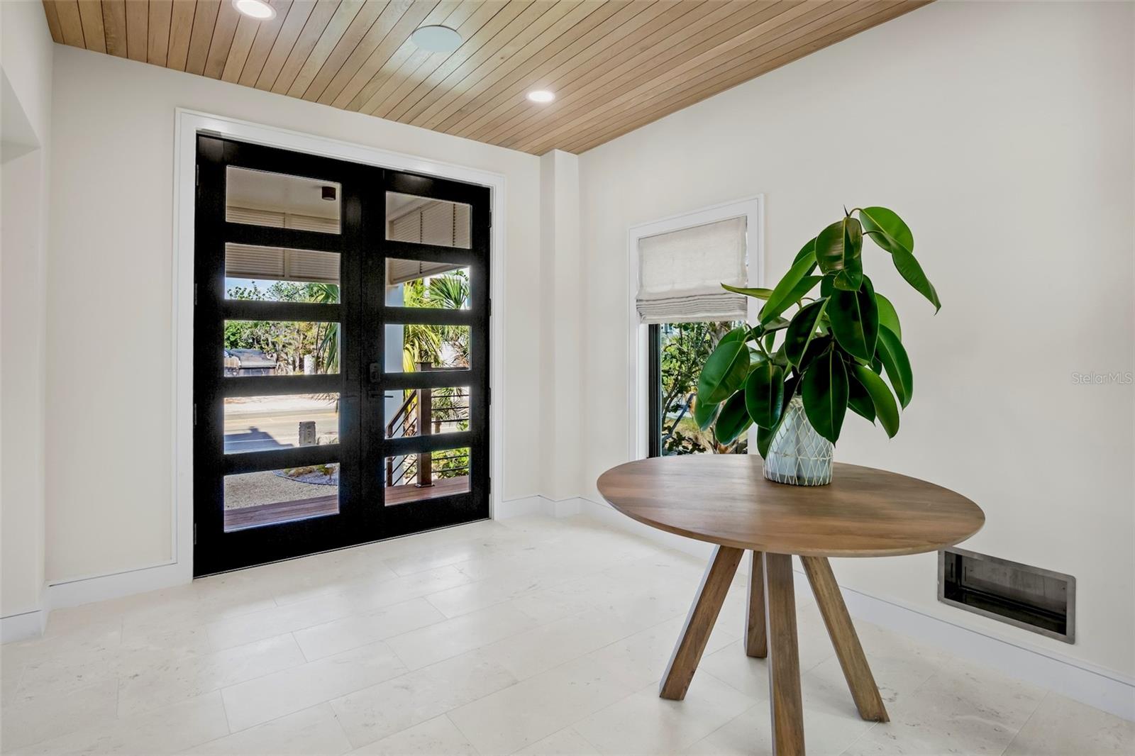 322 BEACH RD, SARASOTA, FL, 34242
