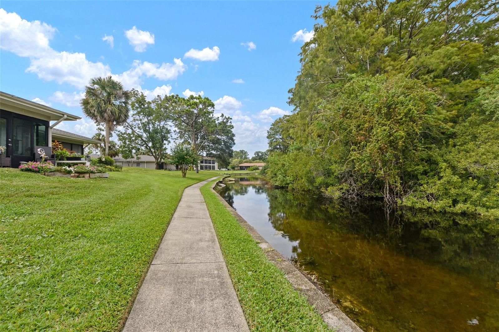 7737 EUREKA DR #203, HUDSON, FL, 34667