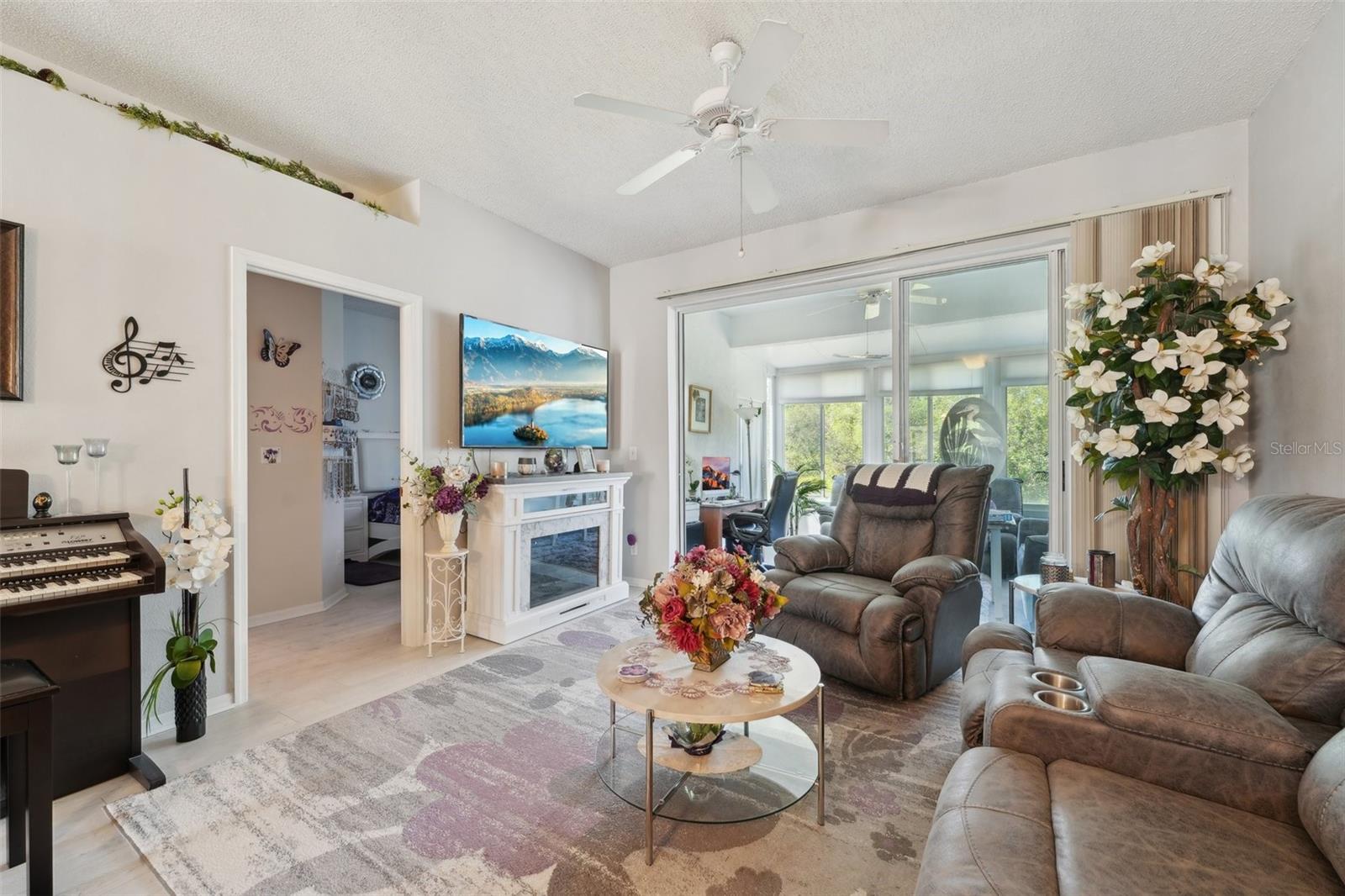 767 TREMONT GREENS LN #64, SUN CITY CENTER, FL, 33573