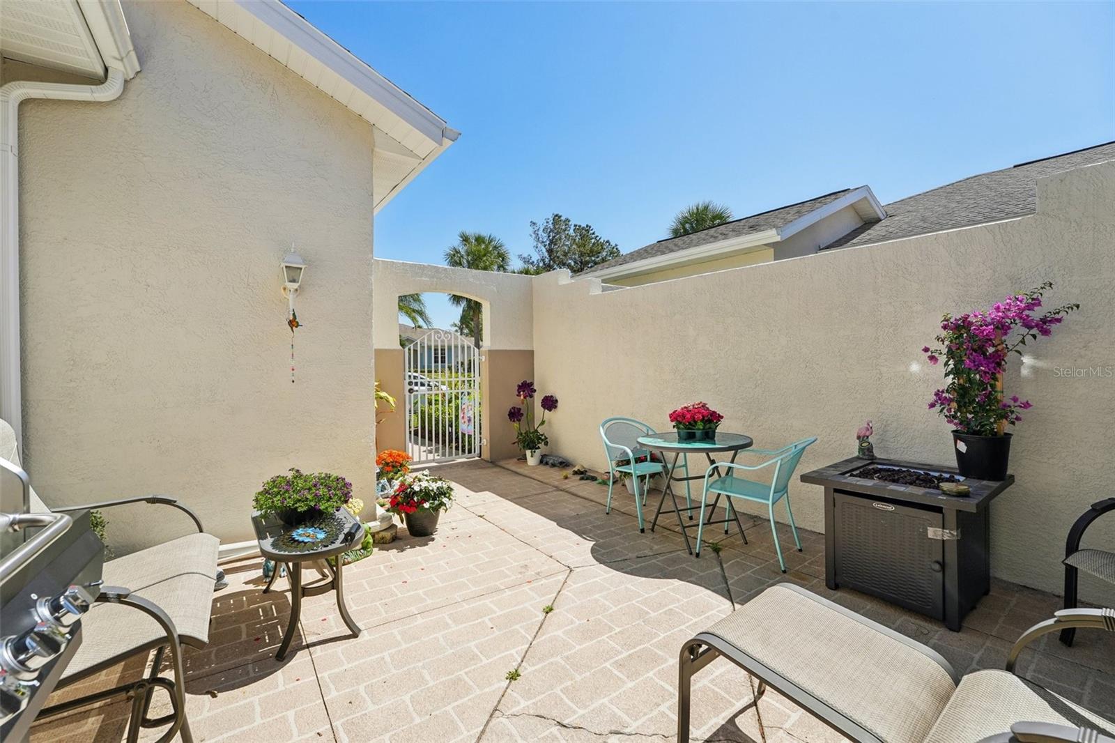 767 TREMONT GREENS LN #64, SUN CITY CENTER, FL, 33573