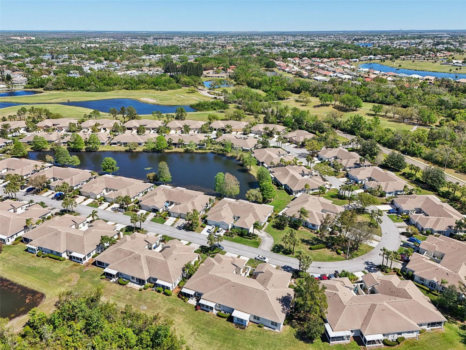767 TREMONT GREENS LN #64, SUN CITY CENTER, FL, 33573