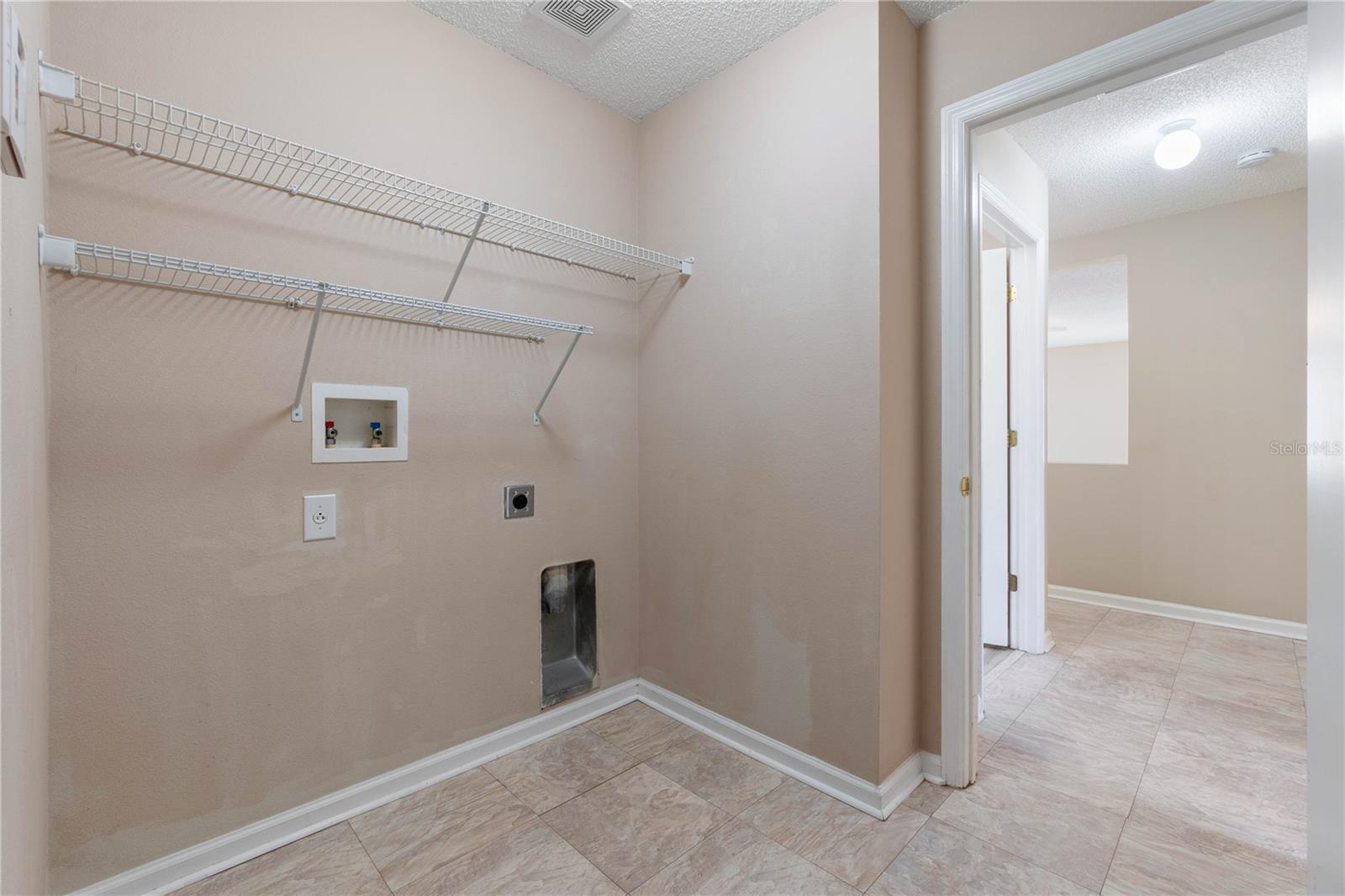 56 LEIDEL DR, PALM COAST, FL, 32137