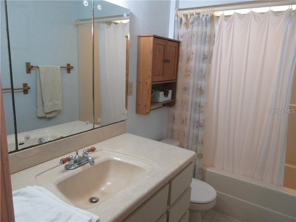 4904 E RIVER HILLS DR, TAMPA, FL, 33617