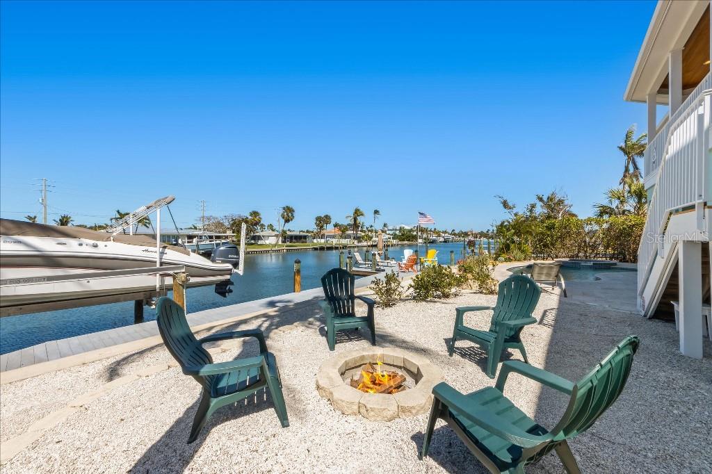 TB8362062 Property Photo